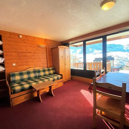 Neves - Location: Pour 4 Personnes Dans Un Quartier Anime Val Thorens